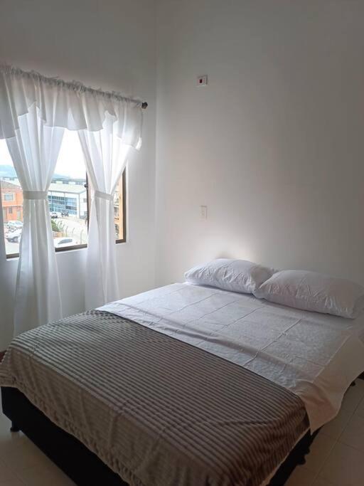 Apartment Excelente Ubicacion Y Acogedor Manizales